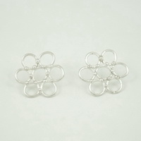 symmetrical flower post Earrings