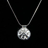 Chrysanthemum Necklace